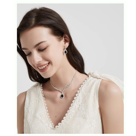 Austrian Crystal Rhinestone Bride Bridesmaid Jewelry Set black necklace earrings - Picture 4 of 7